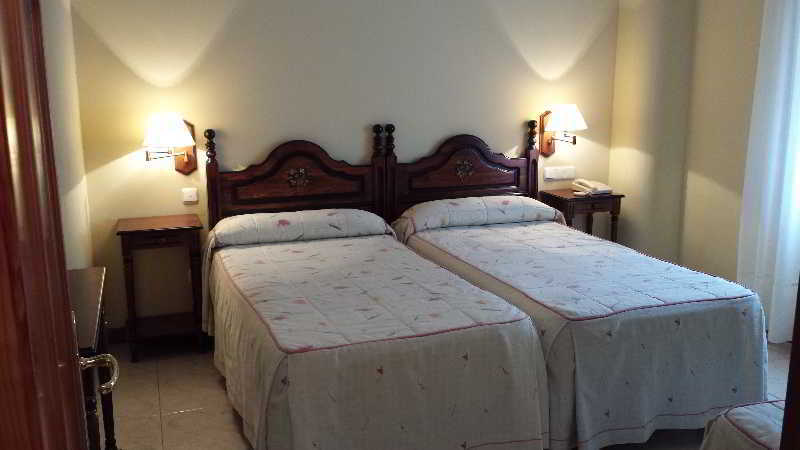 Hotel Cortijo Ларедо Экстерьер фото