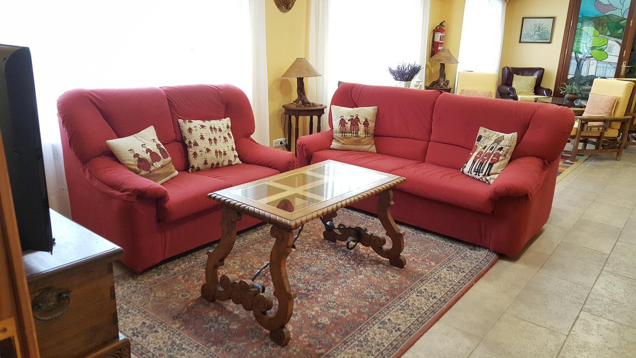 Hotel Cortijo Ларедо Экстерьер фото