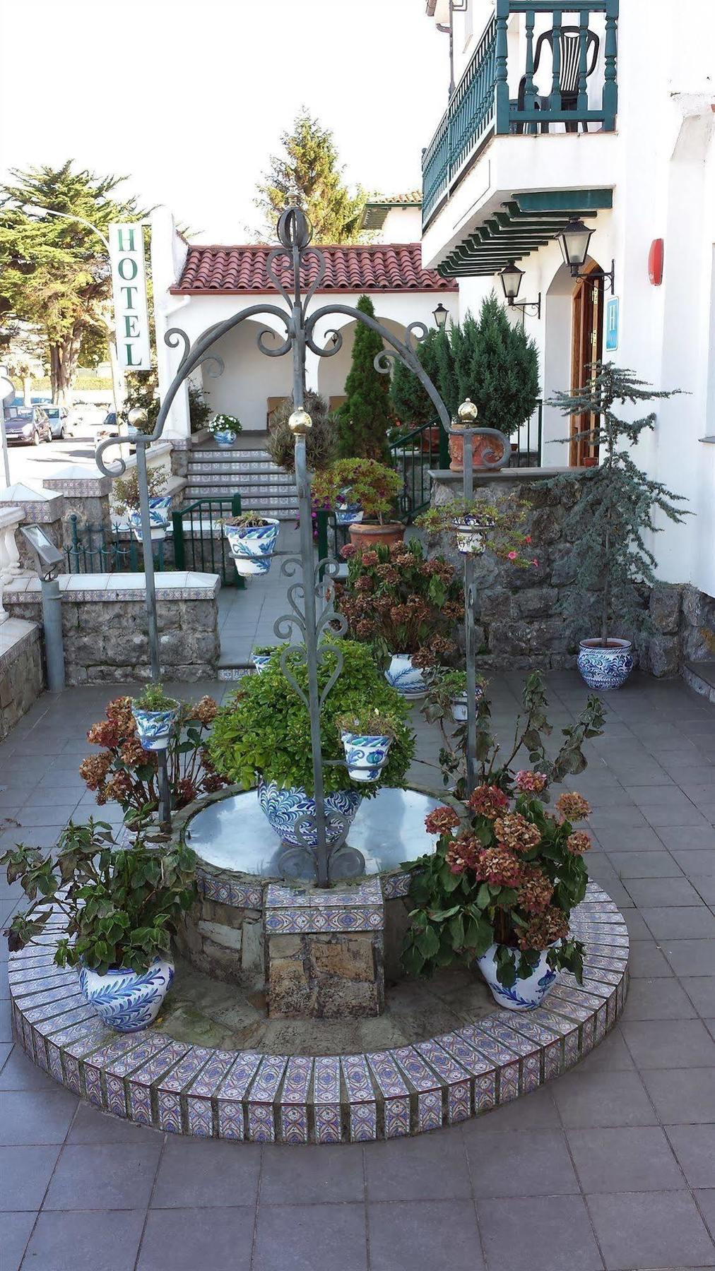 Hotel Cortijo Ларедо Экстерьер фото