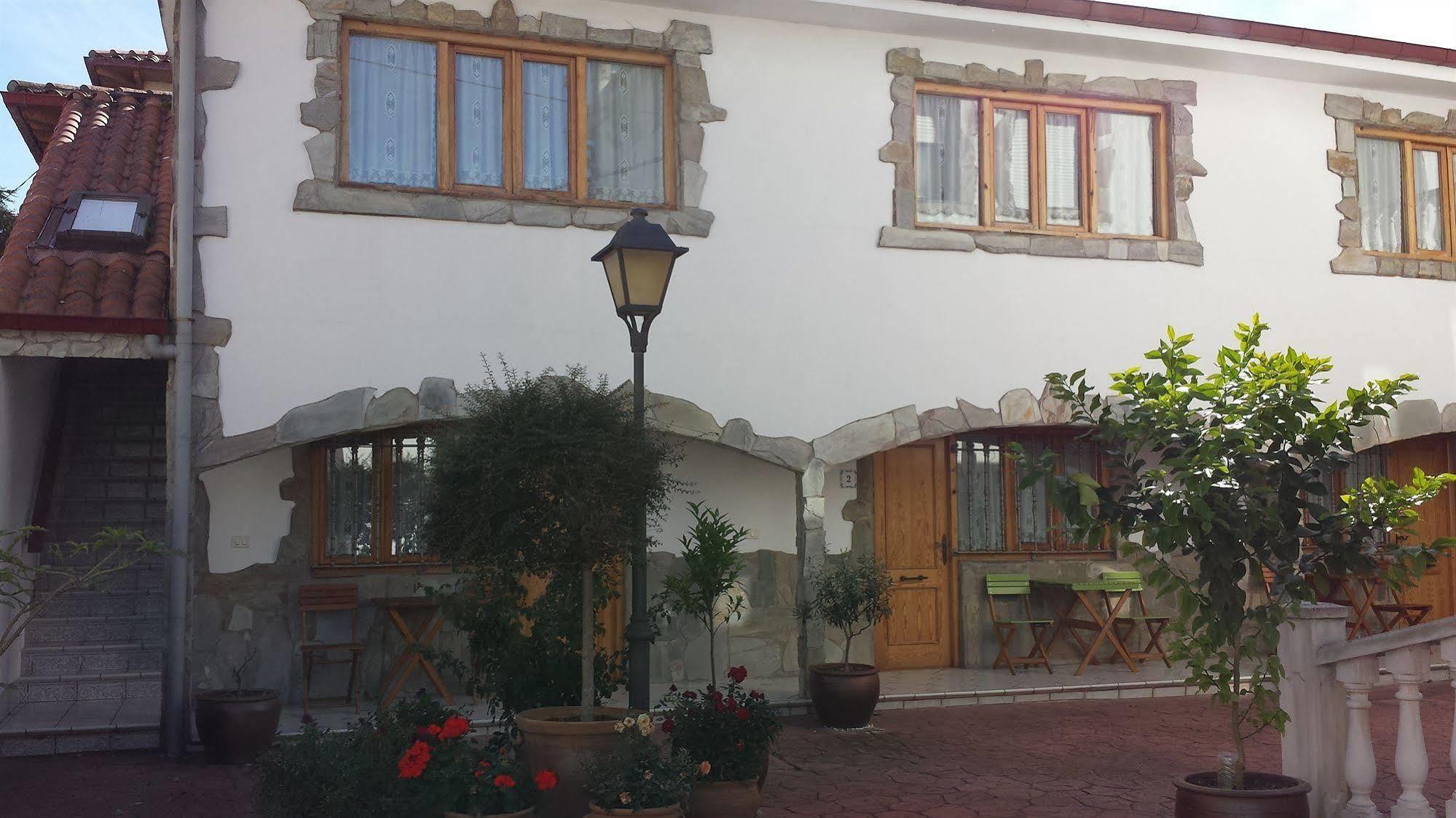 Hotel Cortijo Ларедо Экстерьер фото