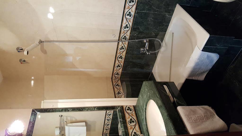 Hotel Cortijo Ларедо Экстерьер фото